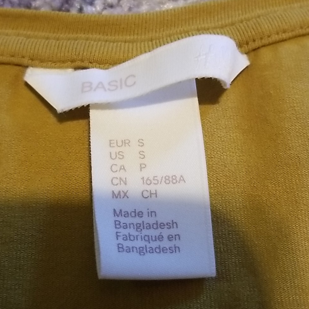 Basic Tee - Picture 2 of 3